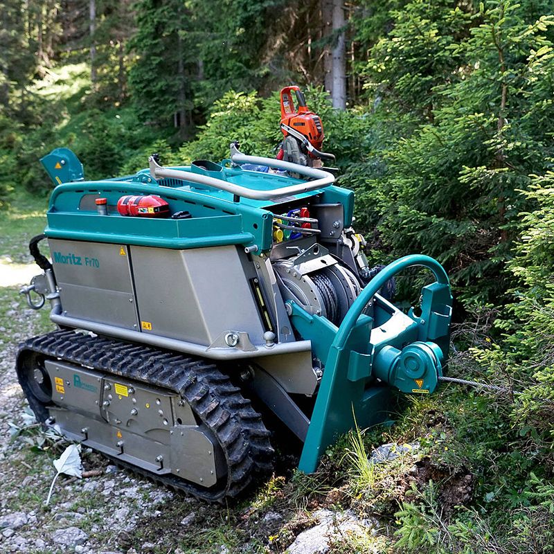 robot porte outils radiocommandé