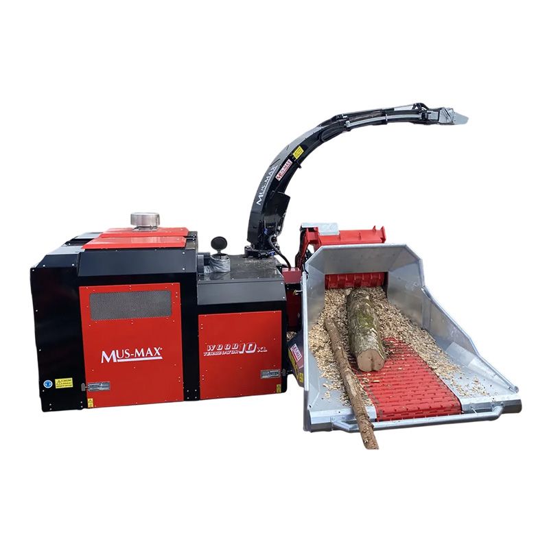 broyeur à plaquettes adapté sur camion