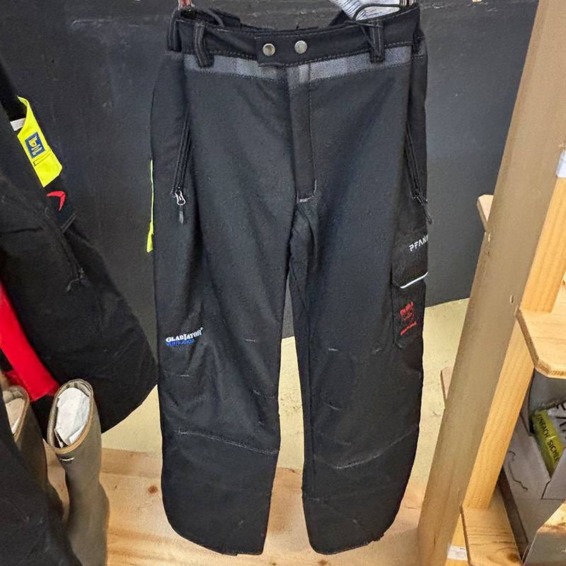 pantalon forestier pour travaux