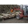 Woodcracker L 540 WESTTECH sur chargeur : préparation du bois avant transformation