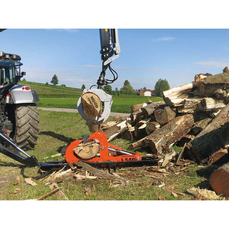 Woodcracker L 540 en version semi-stationnaire avec béquille, alimenté par une grue