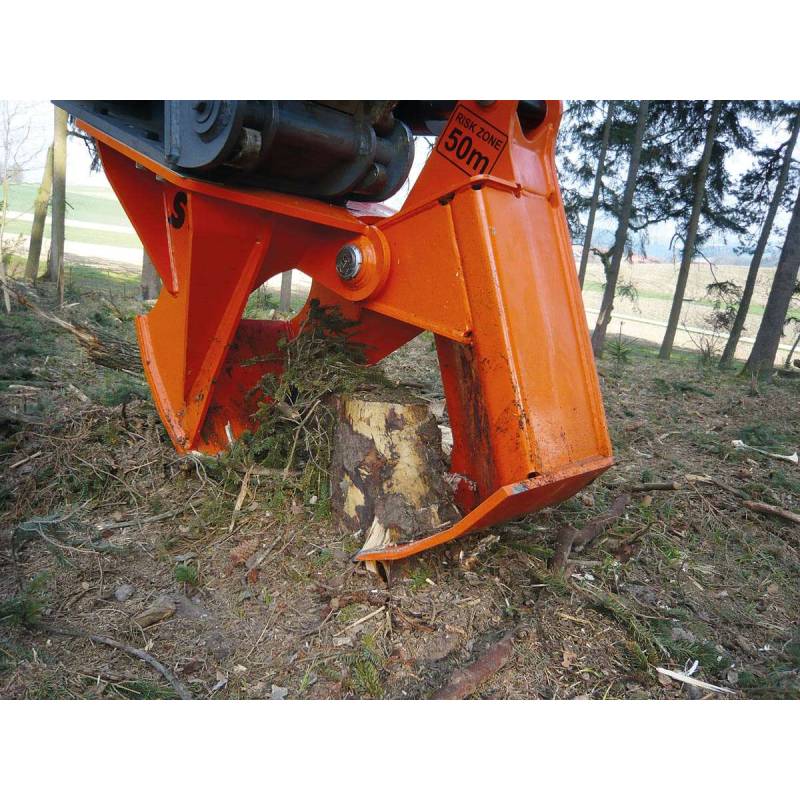 Woodcracker S 400 en préparation des souches — photo constructeur WESTTECH ; configuration illustrée.