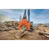 Woodcracker W 1800 sur pelle de manutention — photo constructeur WESTTECH ; configuration illustrée.