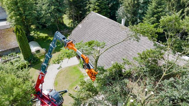 Adaptateur WESTTECH Woodcracker TA et CS 510 crane sur télescopique — photo constructeur, outil selon configuration